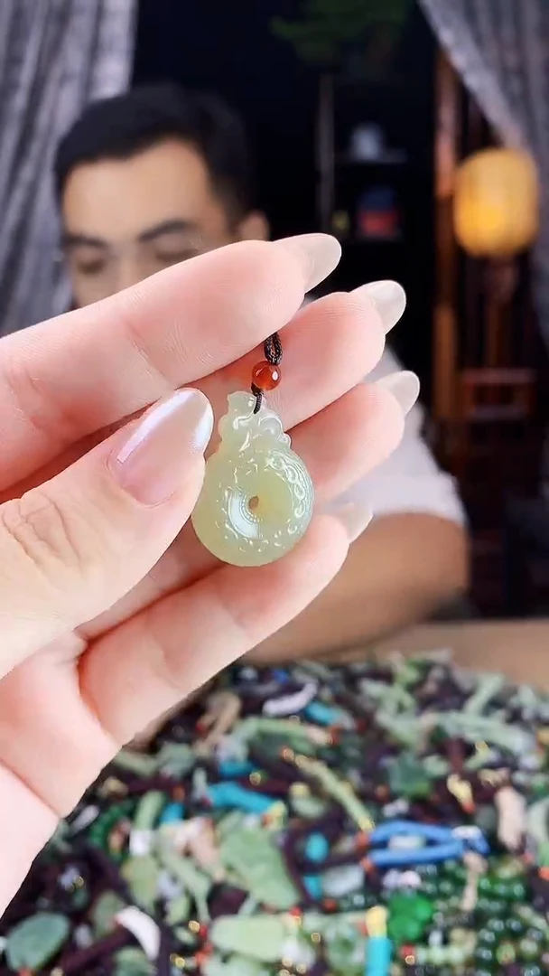 未镶嵌和田玉挂件多样性发货拍一发一