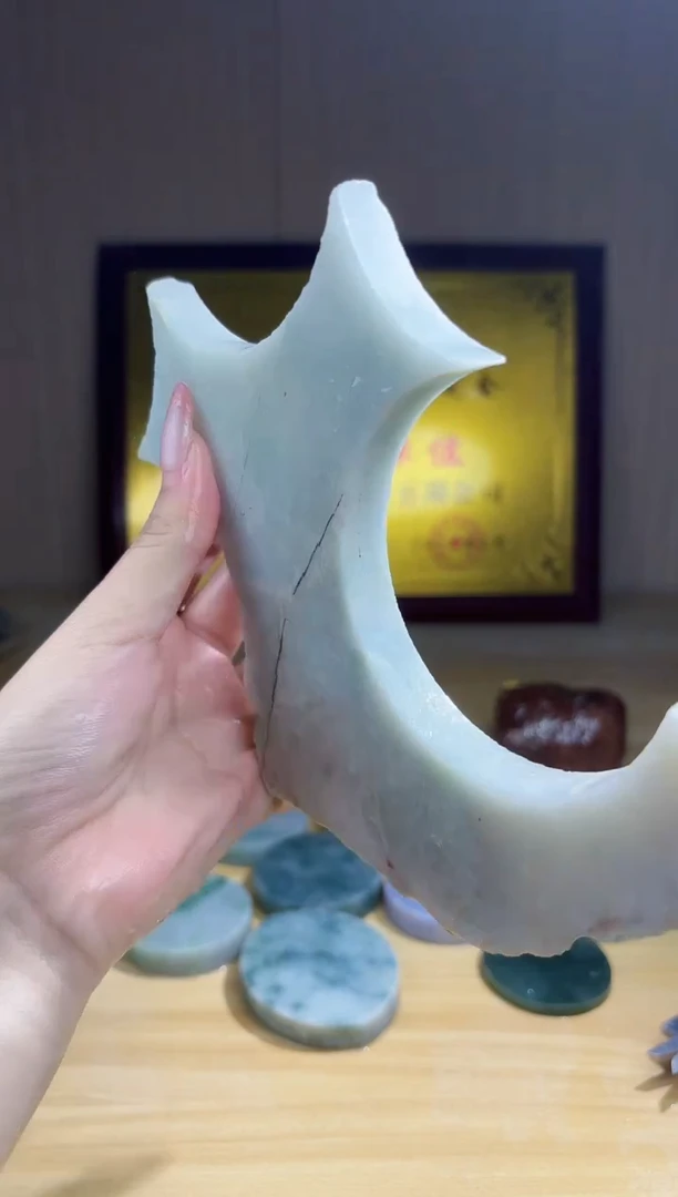 翡翠未镶嵌颈饰翡翠A货 温谭555