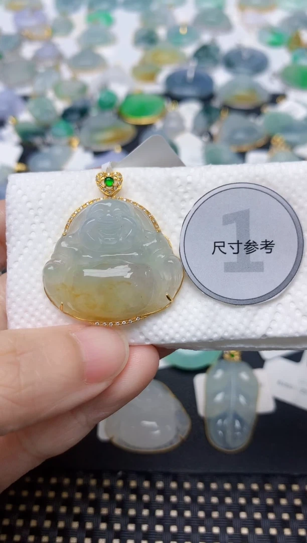 颈饰18K金镶嵌翡翠天然缅甸A货翡翠