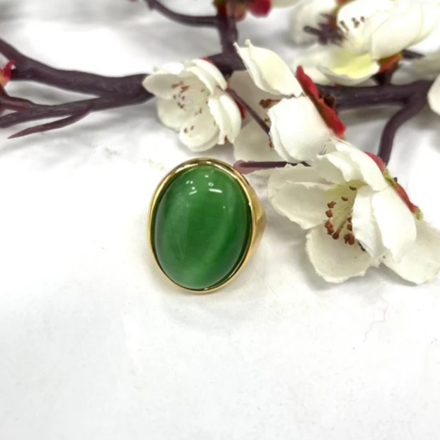 戒指 典藏品 绿色猫眼椭圆