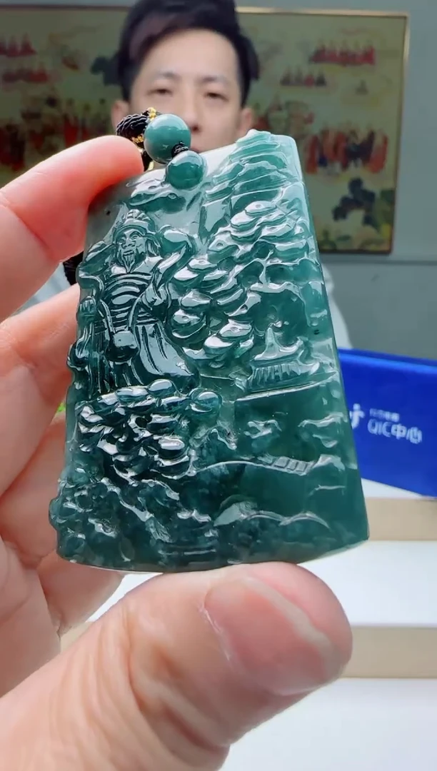【闪购商品】翡翠颈饰未镶嵌1111111111