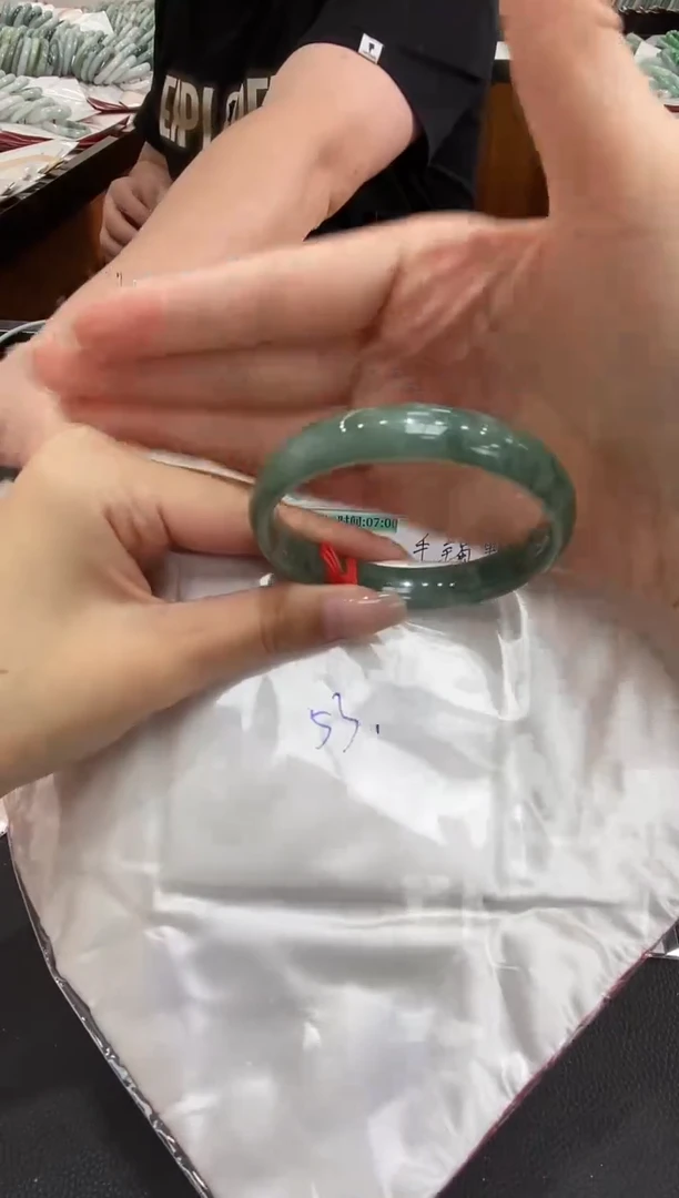未镶嵌手镯翡翠天然翡翠A货(拍一发一)109