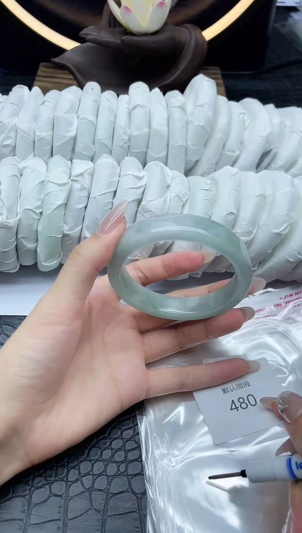 翡翠手镯未镶嵌翡翠手镯一物一图480