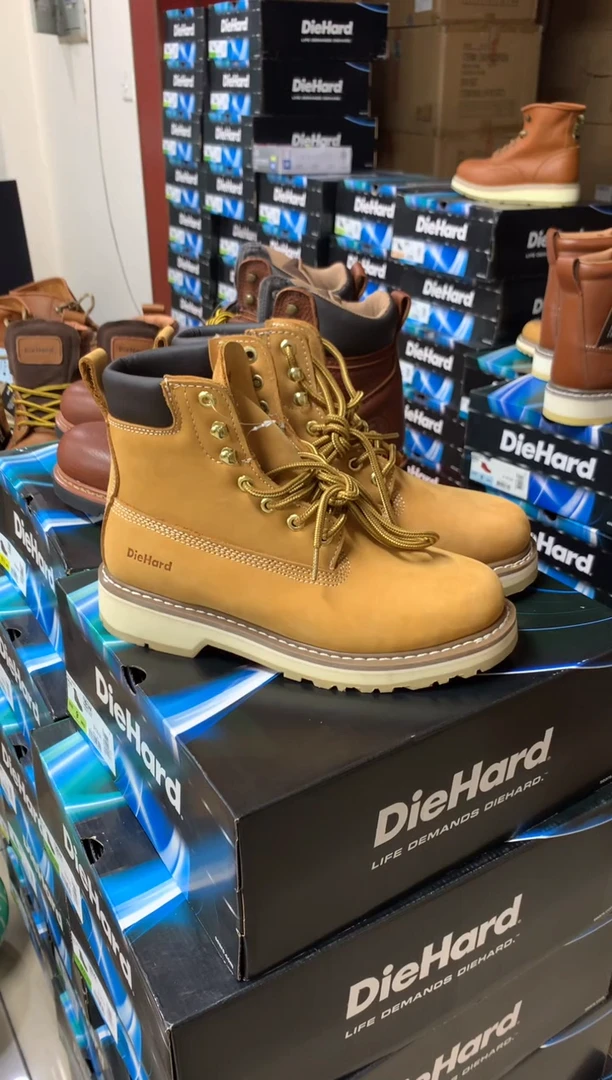 牛皮45码，84101 ，运动鞋码，工装靴，默认微瑕