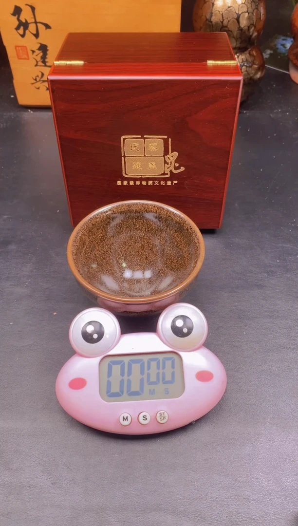 茶盏人****哈---------------精美主人杯