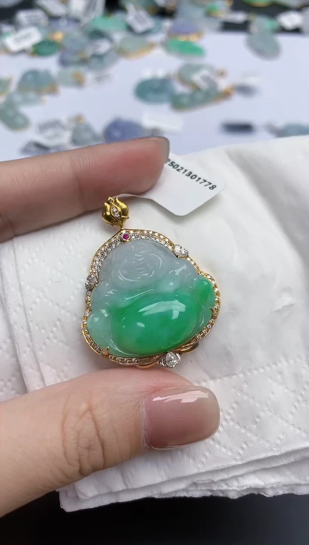 【闪购商品】翡翠颈饰18K金镶嵌天然缅甸翡翠A货