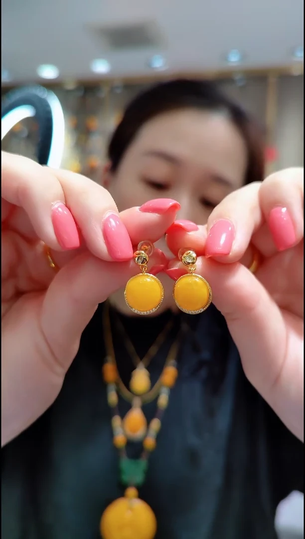 蜜蜡银S925镀金镶嵌珠宝奇石﹣F650蜜蜡耳坠