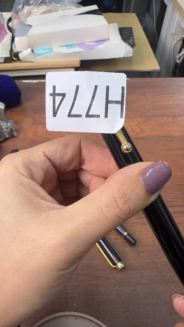 蓝****?谁的青春缺了该有的滚烫