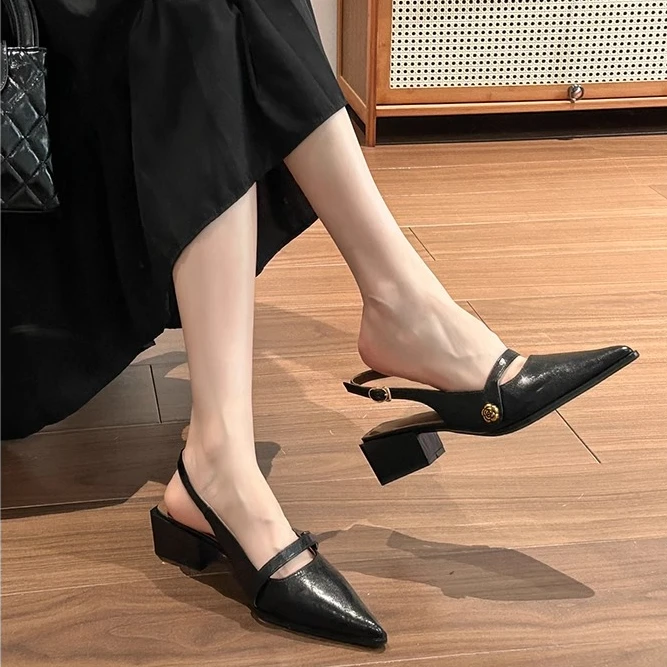 牛皮版~2026年夏季新款山茶花一字带尖头凉鞋单鞋后空粗跟高跟鞋
