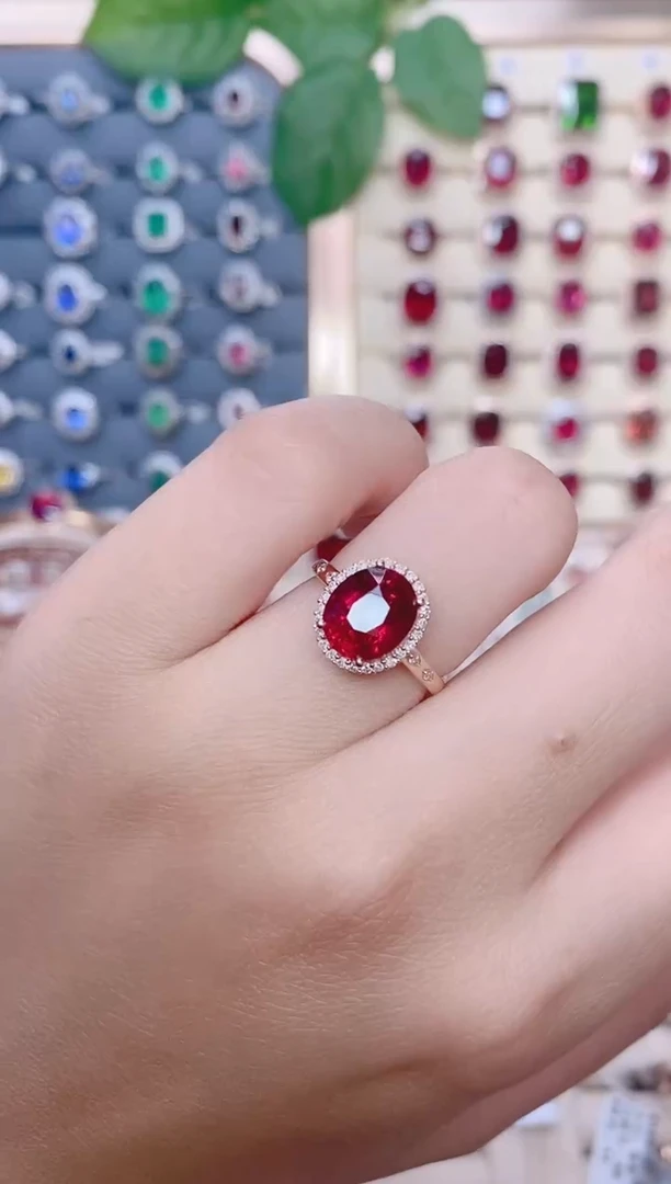 18K金镶嵌碧玺戒指碧玺3.8ct