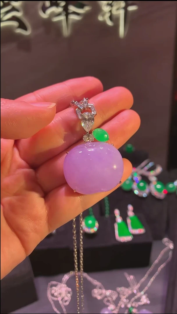 吊坠(不含链)18K金镶嵌翡翠吊坠