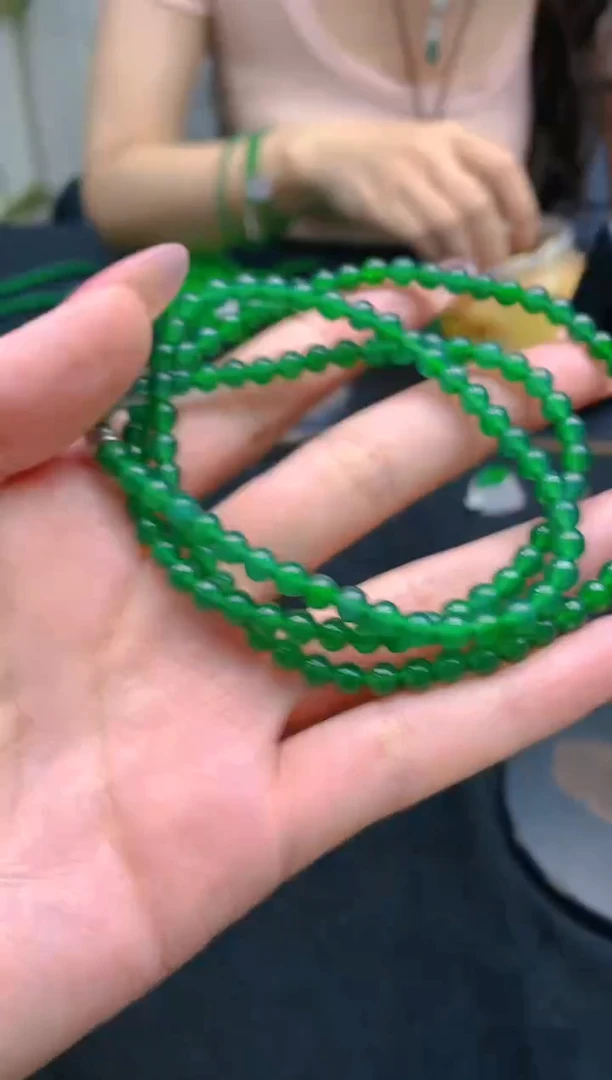 翡翠未镶嵌颈饰天然A货翡翠