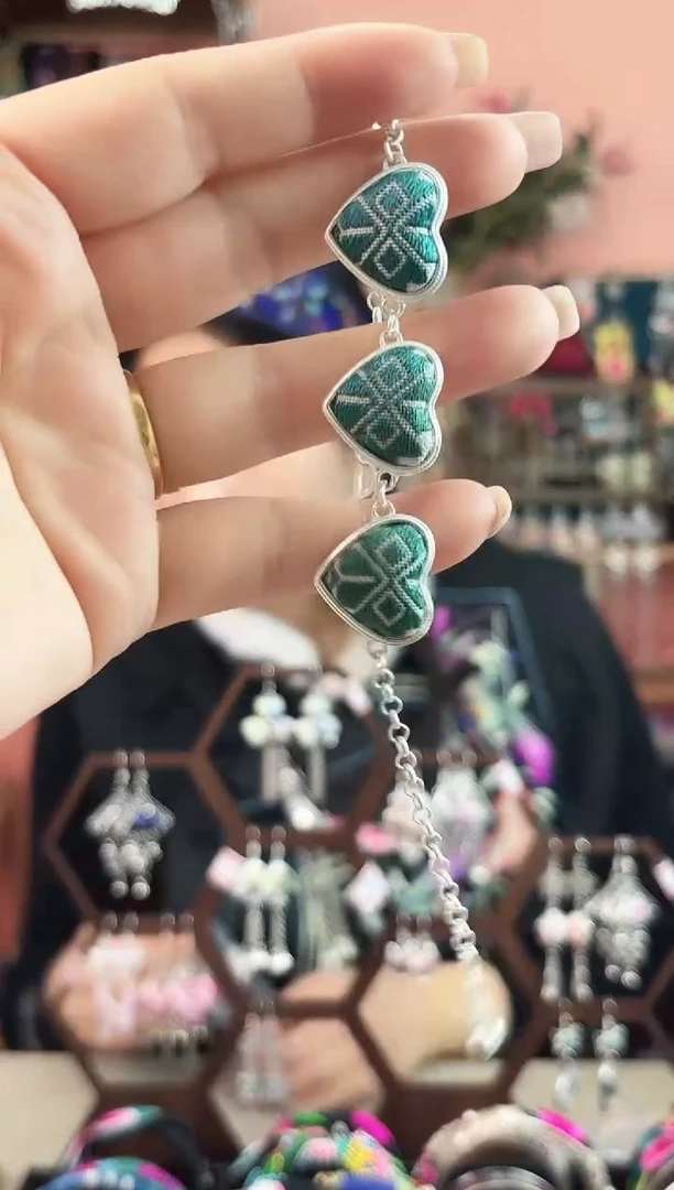 艺枝独绣手工饰品278