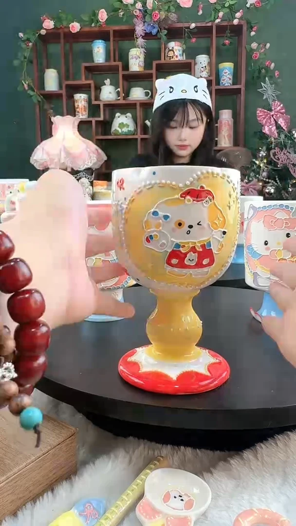 103景德镇高温陶瓷釉下彩 玉泥 小狗画家高脚杯
