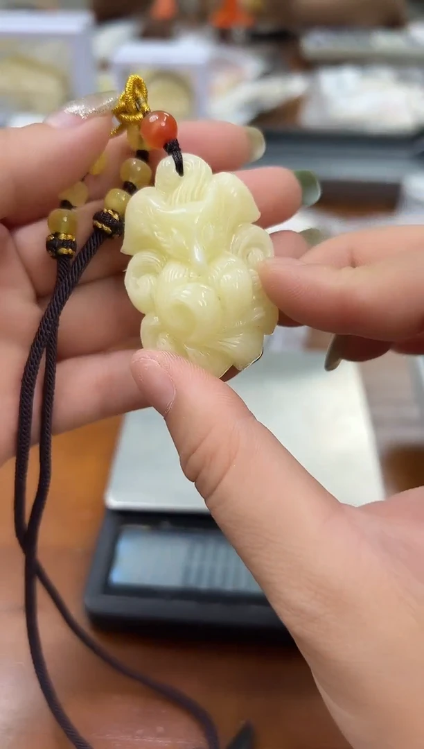 未镶嵌蜜蜡裸石蜜蜡吊坠