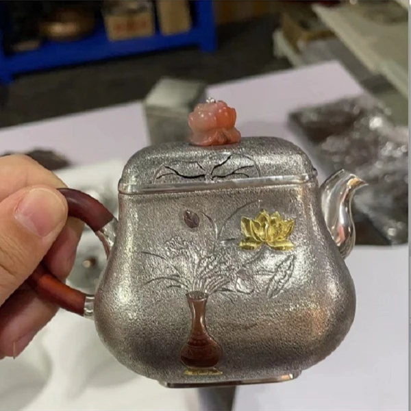 蜂鸟工坊 大师壶 木把荷花麻纹錾刻四方小壶 SWA11007