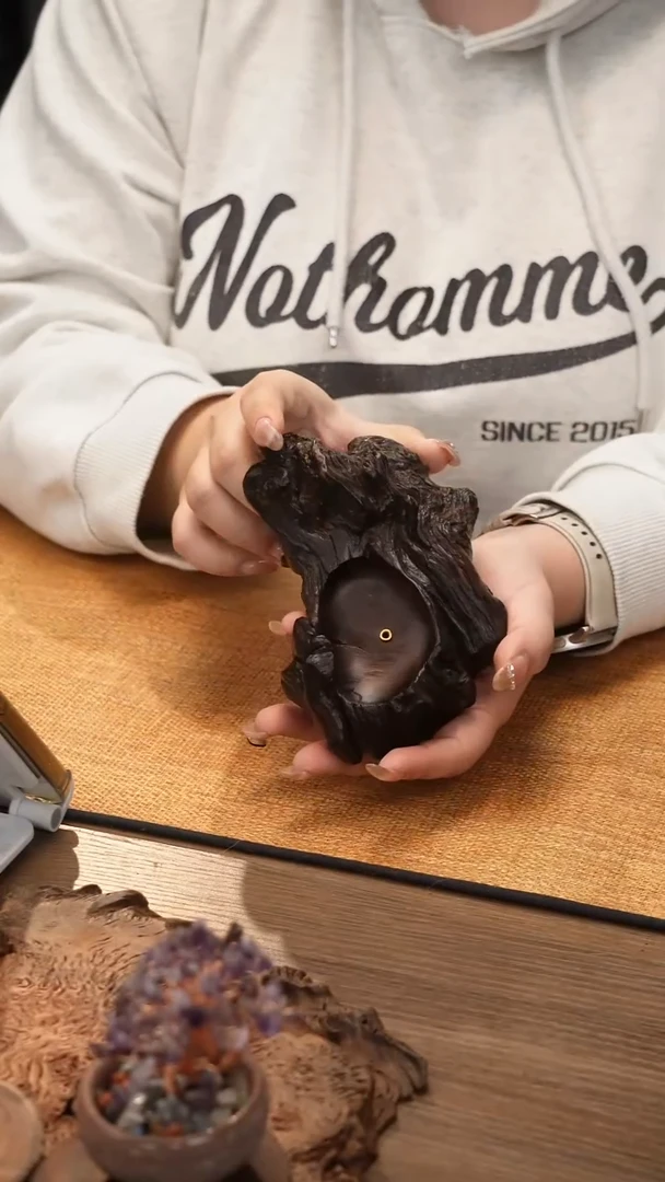 1号云小屋紫柚木香插