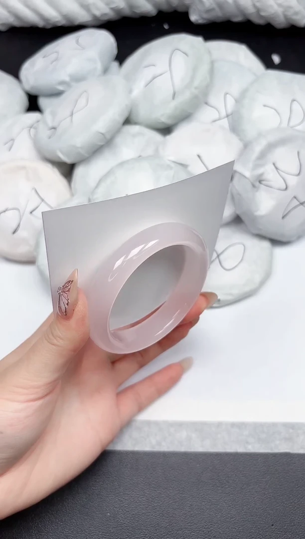 未镶嵌手镯石英质玉104-53