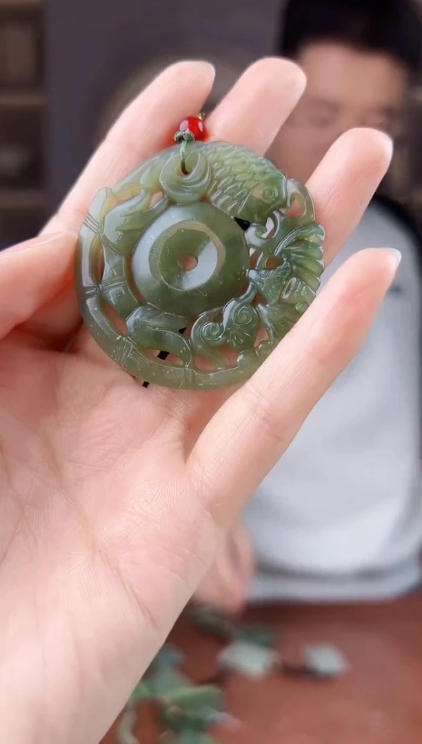 未镶嵌和田玉挂件拍一发一