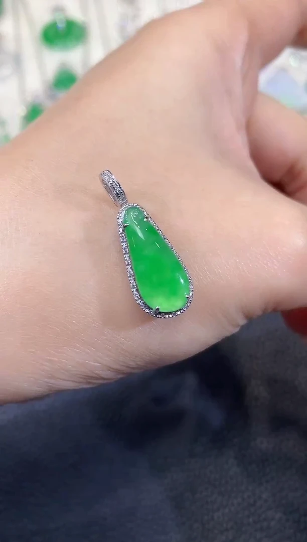 吊坠(不含链)18K金镶嵌翡翠a60