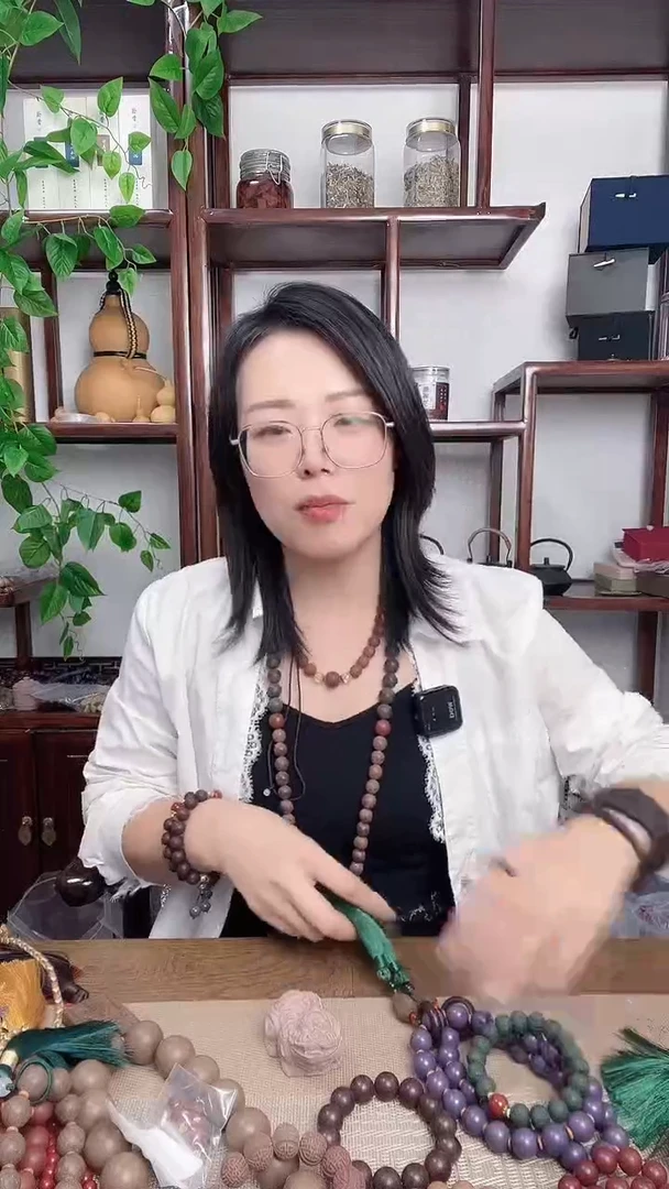泥塑青龙醒心的手串