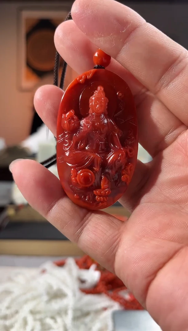 颈饰未镶嵌南红玛瑙吊坠