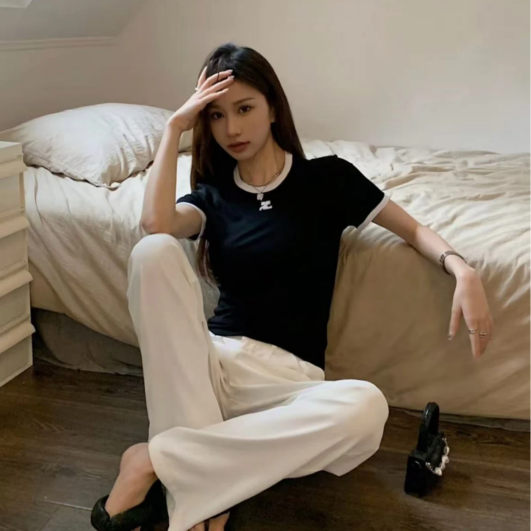 全新未使用  Courreges经典拼色领徽标修身欧若风T恤