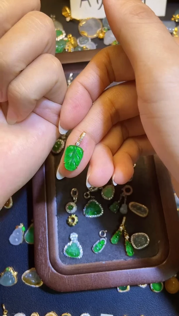 吊坠(不含链)银S925镶嵌翡翠1