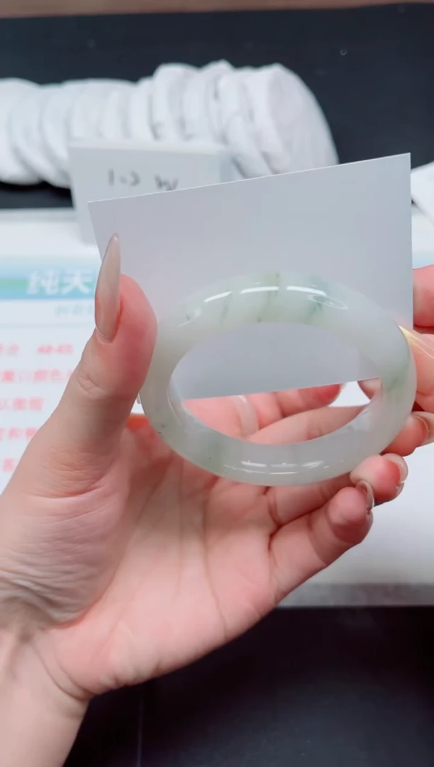 【闪购商品】石英质玉手镯未镶嵌461-54