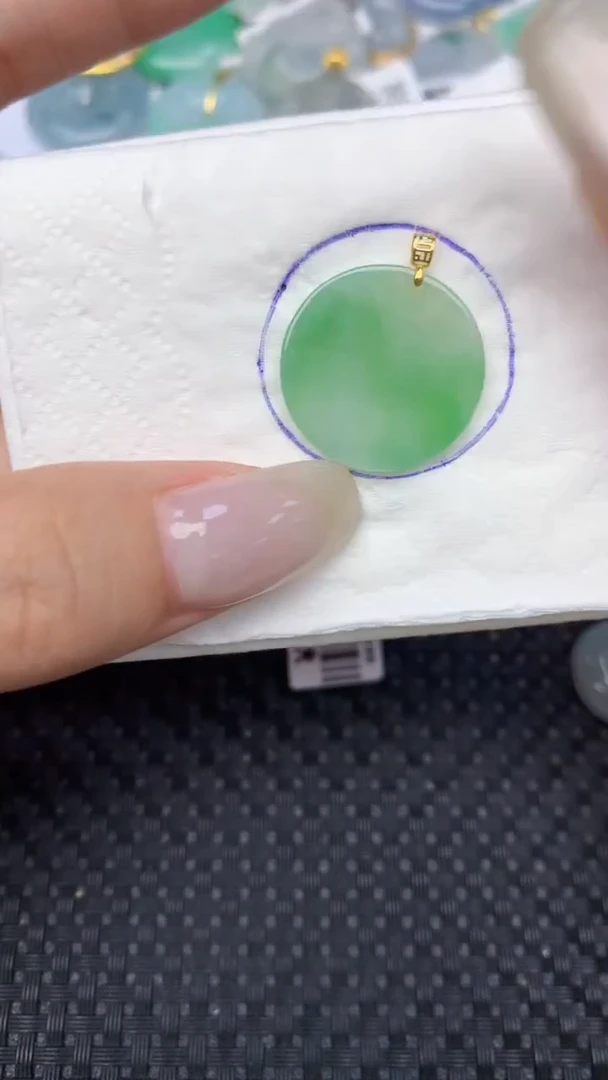 翡翠18K金镶嵌颈饰天然缅甸翡翠a货百元以上9元证书费自理