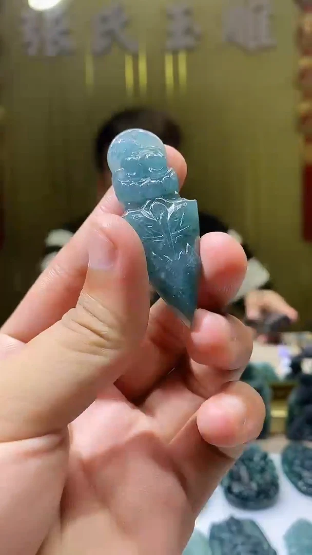 未镶嵌定制翡翠翡翠