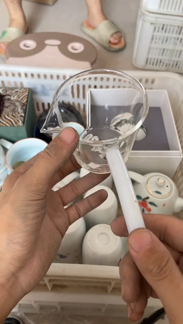 无运费险有瑕疵的摄影的产品有使用过的痕迹有点脏介意勿拍