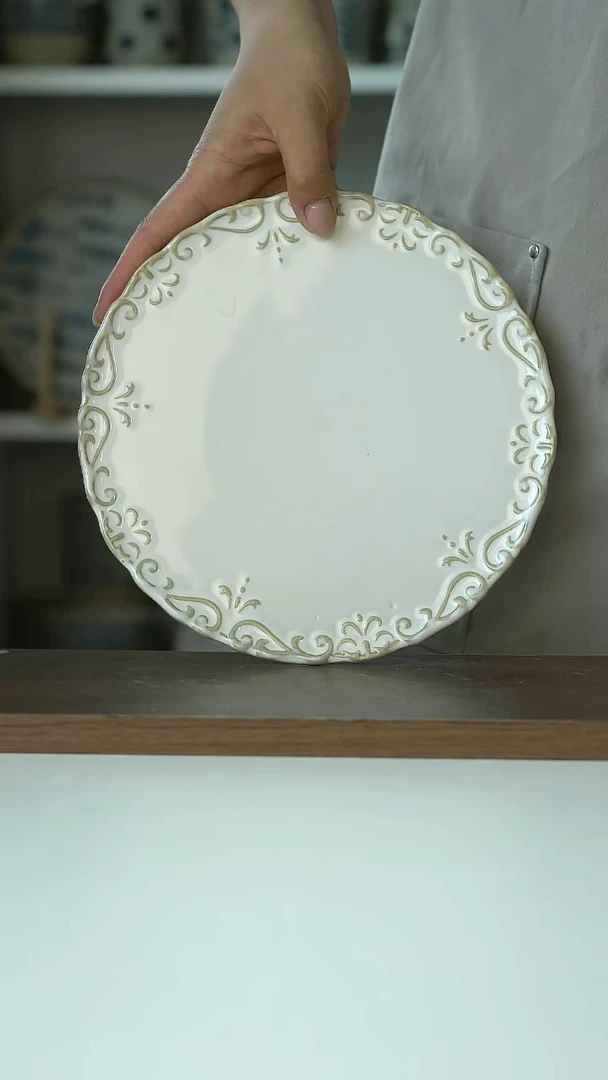 微瑕欧式浮雕花朵餐盘20cm@4-2@