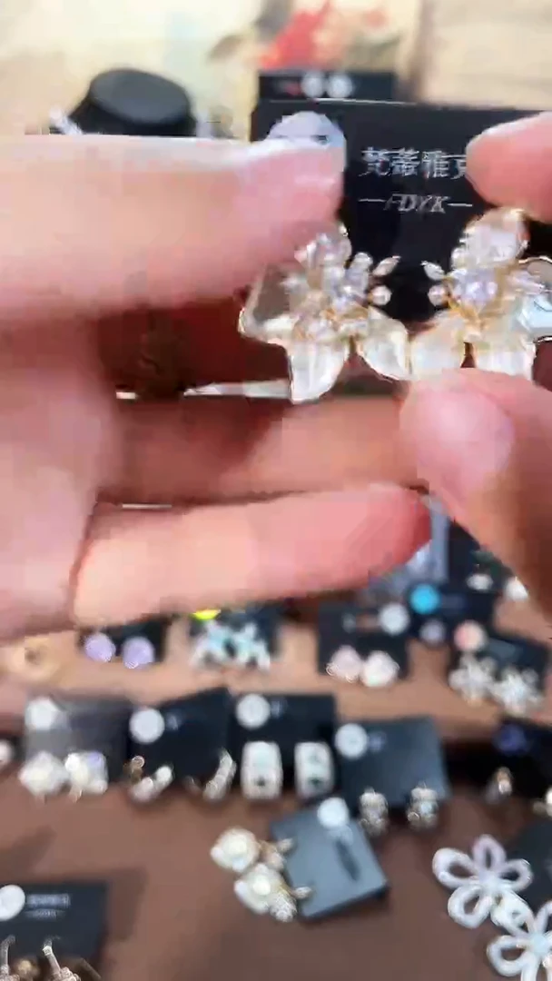 铜合金925银锆石梵817