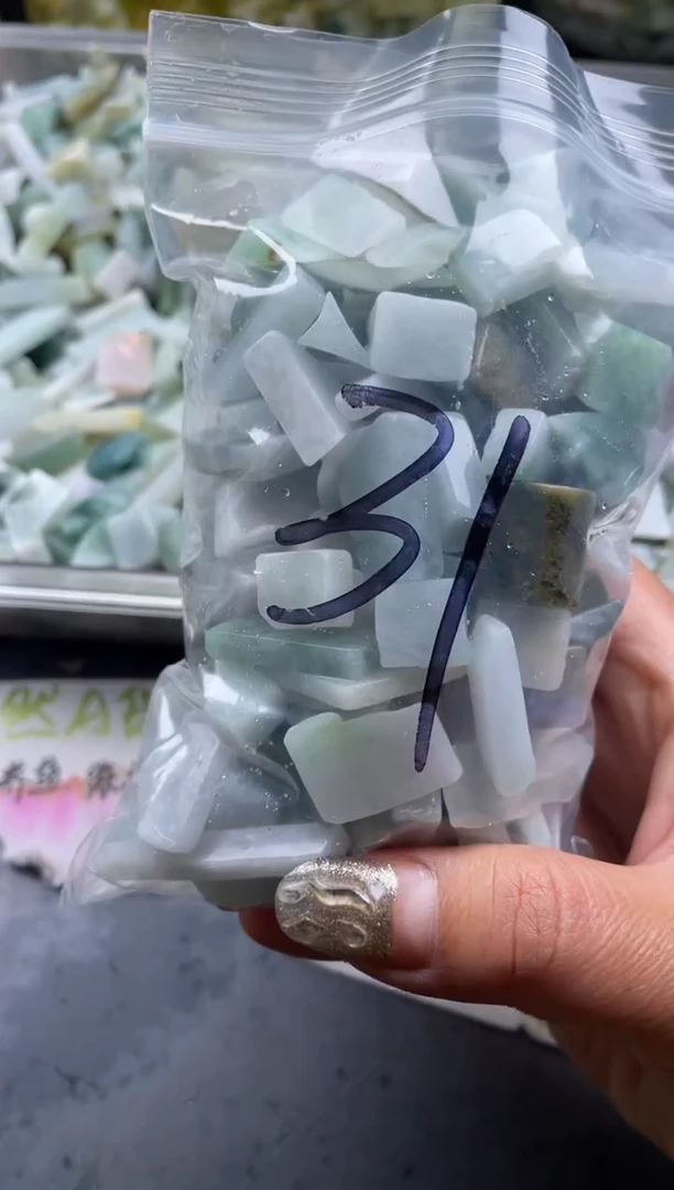 配石翡翠天然翡翠小号500克31