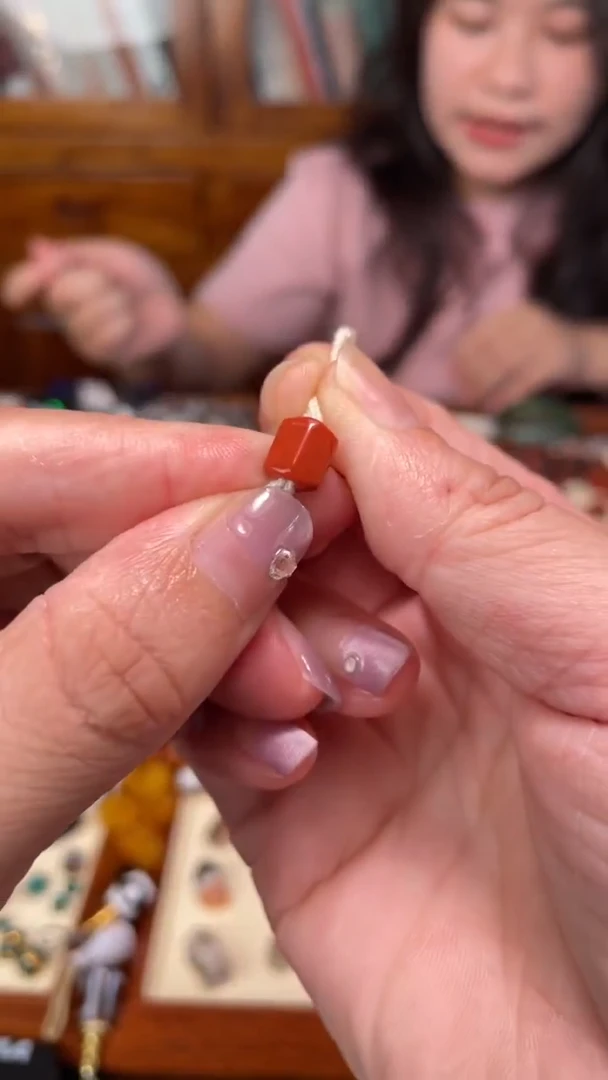 南红玛瑙未镶嵌颈饰51南红绳束