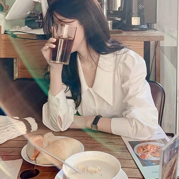 Y012#白色法式衬衫设计感小众上衣时尚2025年新款泡泡袖尖领衬衣