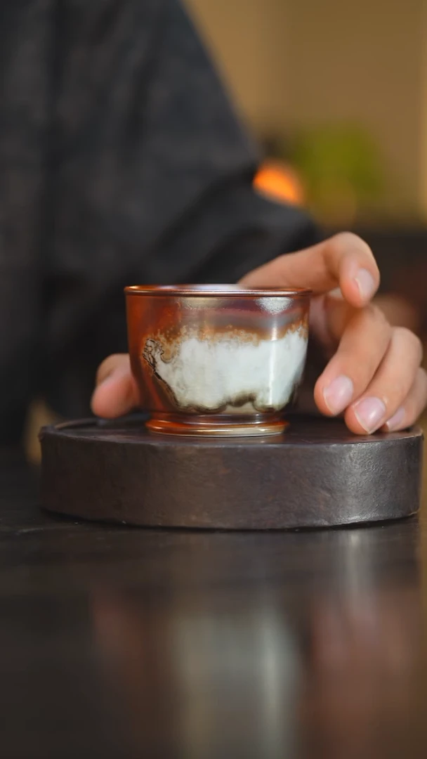 瓷片23柴房陶瓷柴烧金红主人杯