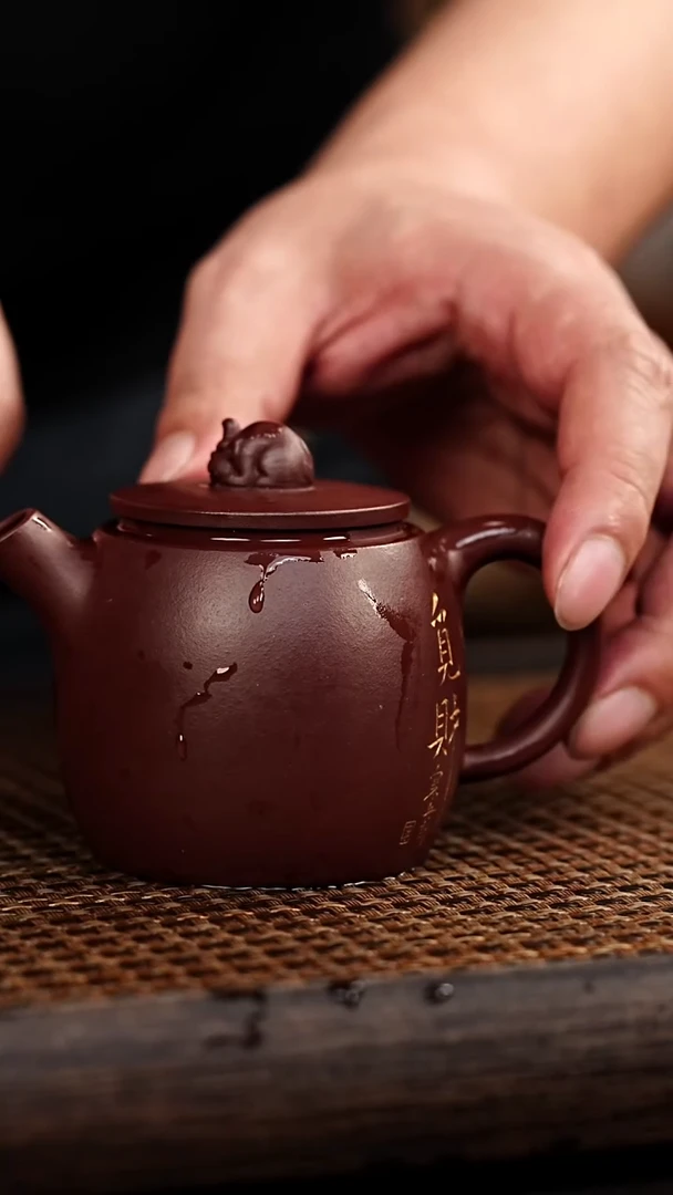 茶壶紫砂宜兴心悦紫砂   觅财底槽清  160cc