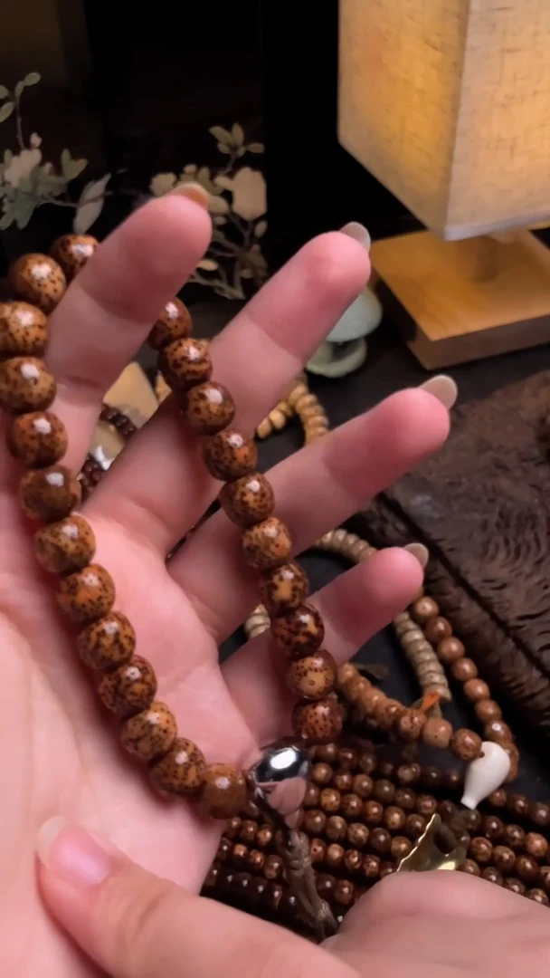 手串星月菩提精工级中珀花皮桶珠搭配银界三通款10*9手持