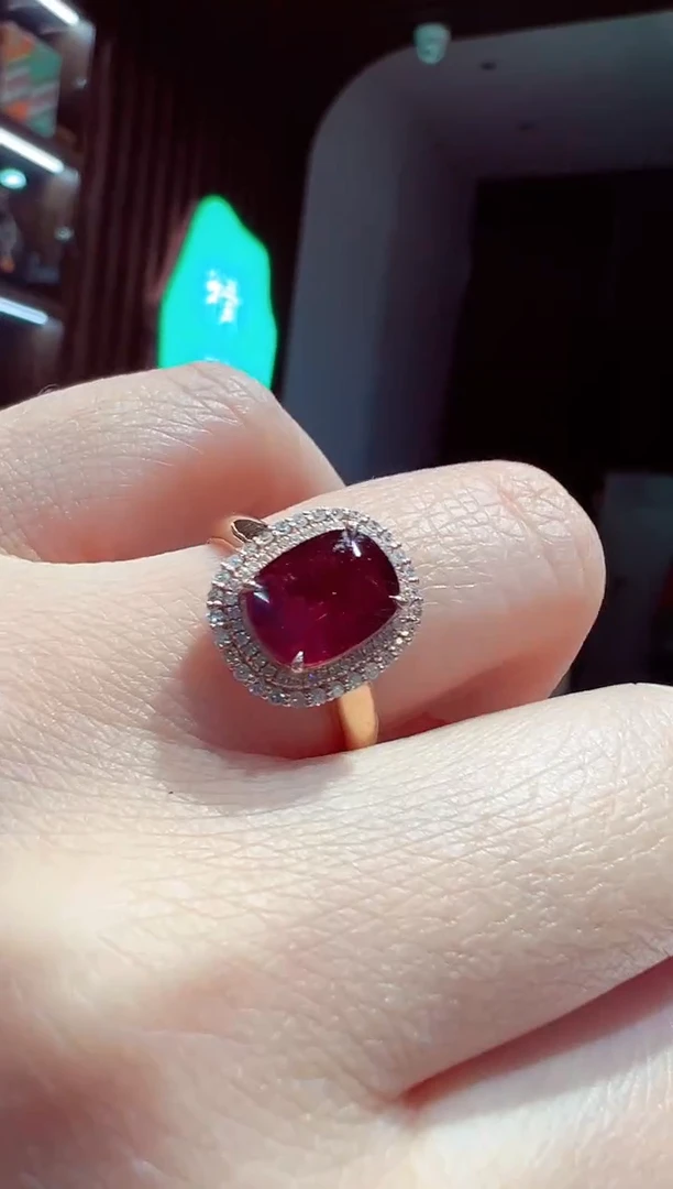 【闪购商品】碧玺戒指18K金镶嵌碧玺戒指