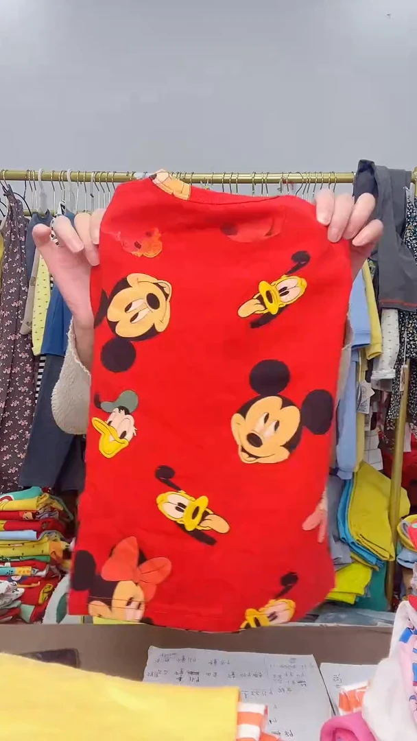 棉米奇红色背心140/160各一件