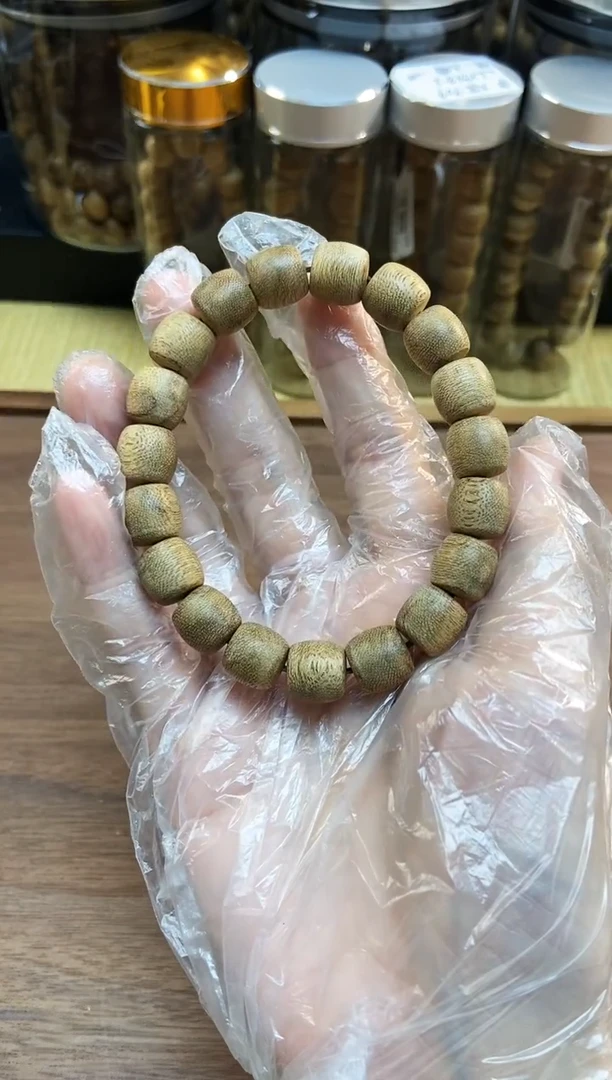 沉香手串卓CM5552尖峰岭卡11mm 10g+桶珠天然野多样性发一