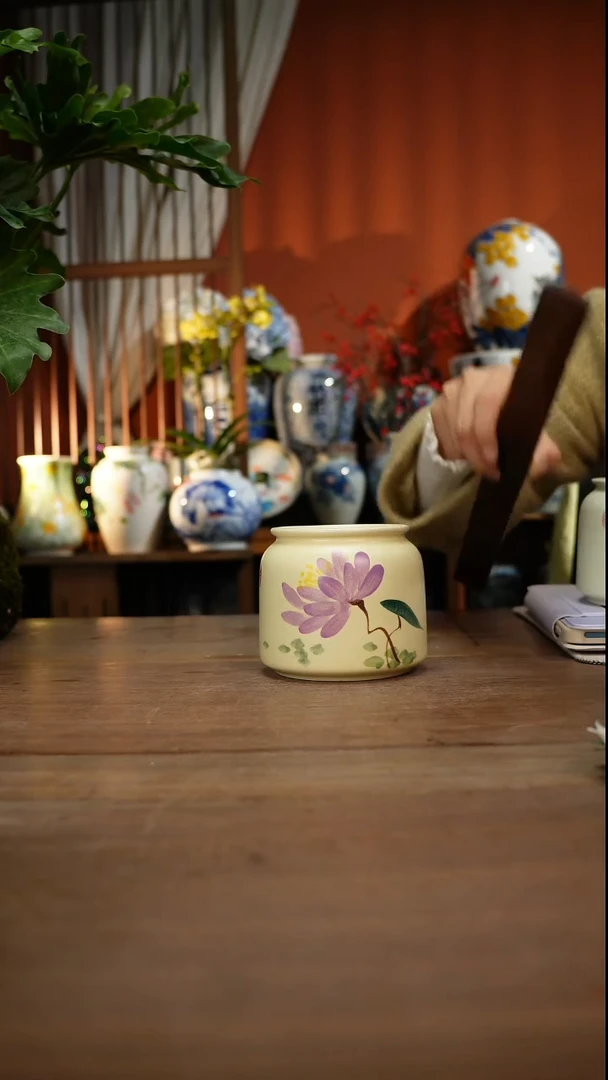 当代高温釉下彩手绘陶瓷餐具