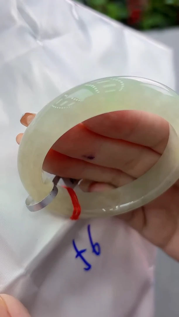 【闪购商品】翡翠手镯未镶嵌翡翠手镯