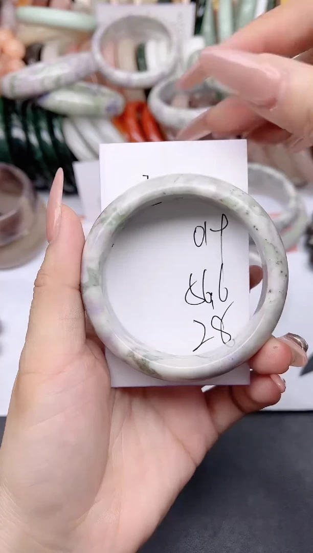 未镶嵌手镯石英质玉019