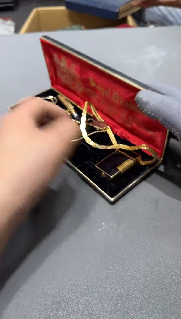 Z****U小四孤品收藏中古品