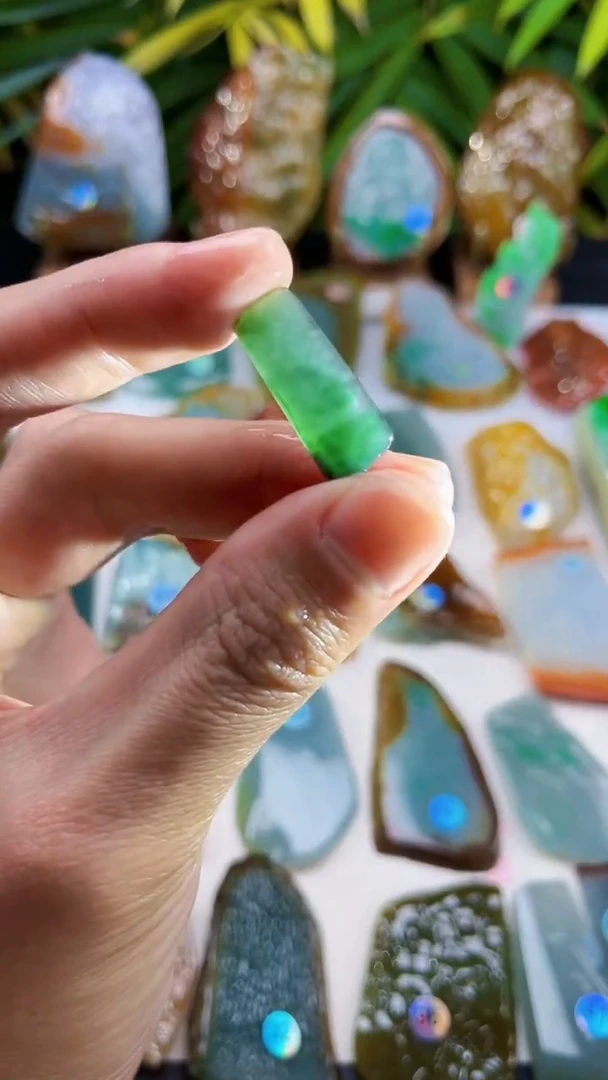 未镶嵌定制翡翠1