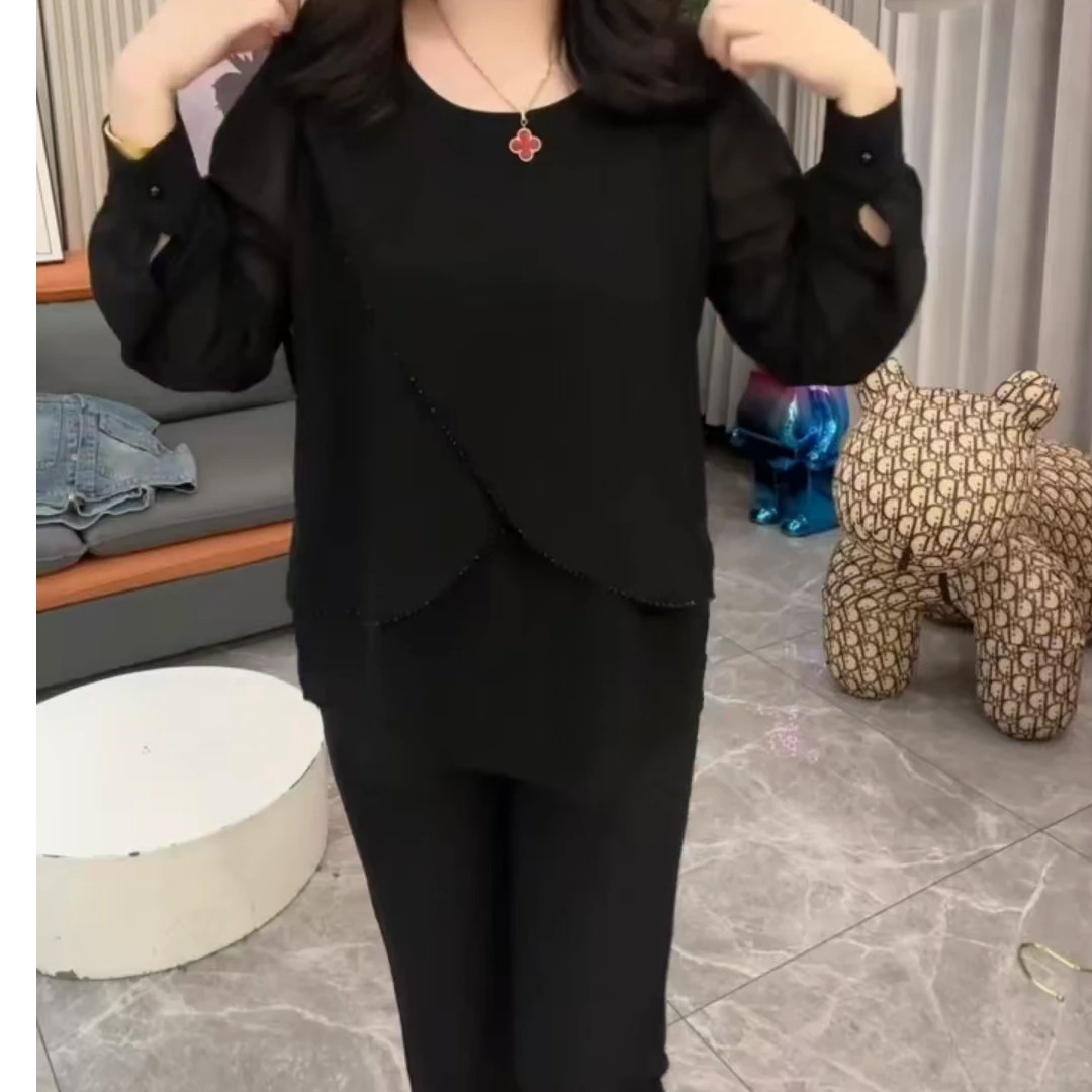 8065-早秋大码缝制珠片后侧扣时尚大码衫