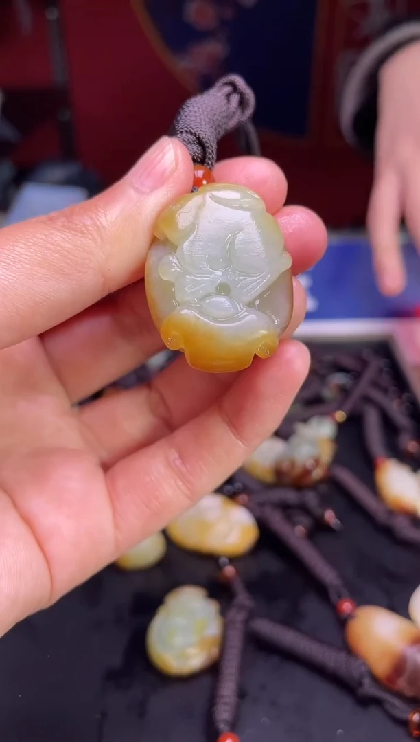 颈饰未镶嵌和田玉132